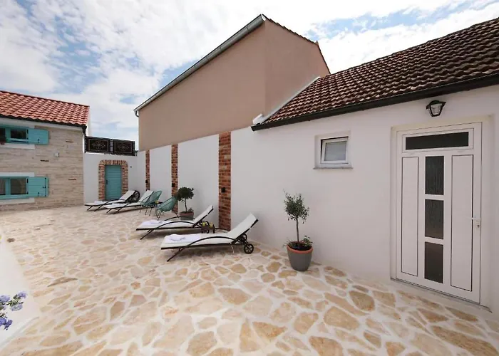 Feriehus Awesome In *