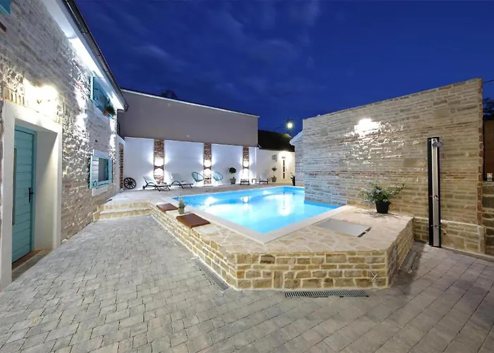 Awesome In Donje Rastane